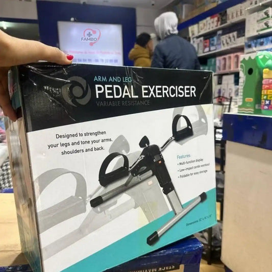 دراجة تمارين منزلية قابلة للطي مزودة بشاشة